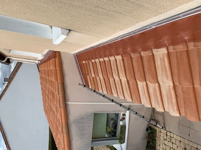 Rénovation toit tuiles jointure étanchéité maison Le Pallet 44330