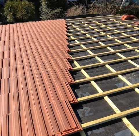 Rénovation toiture tuiles couvreur deloriere Le Bignon 44140