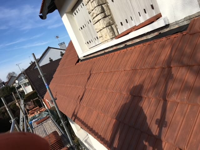 Rénovation toiture tuiles couvreur deloriere Coueron 44220